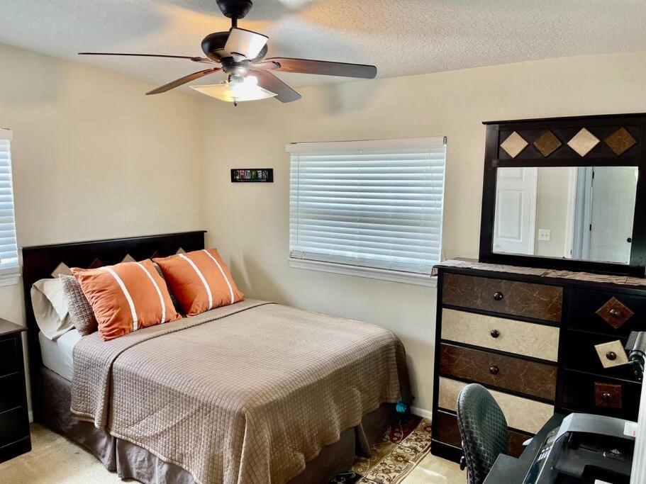Cozy Modest Home Near Universal Studios/Volcanobay 올랜도 외부 사진